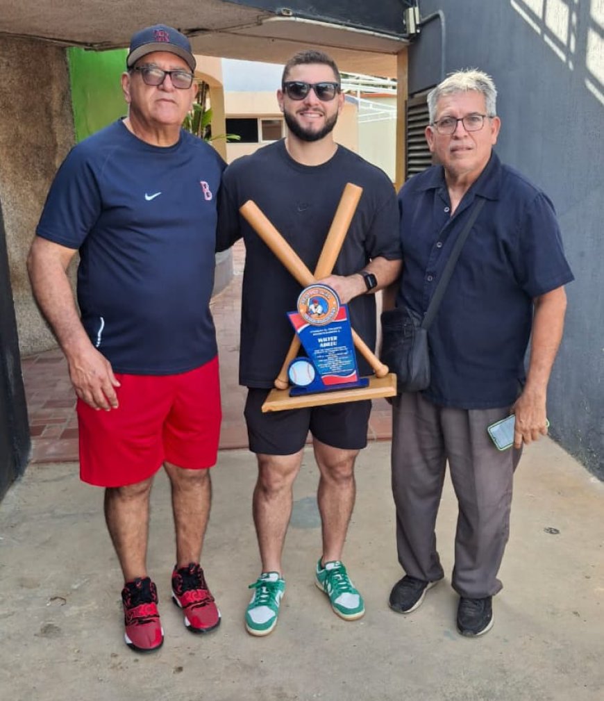 Wilyer Abreu no descarta jugar con las Águilas del Zulia 