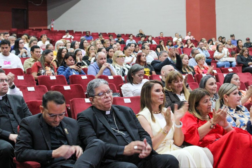 “Un legado educativo-cultural”: alcalde Di Martino en los 50 años de Niños Cantores del Zulia