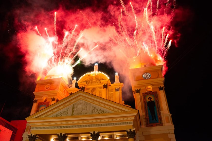 Feligresía llena de paz y devoción mariana celebró eucaristía en honor a La Chinita