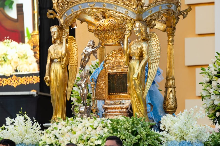Feligresía llena de paz y devoción mariana celebró eucaristía en honor a La Chinita