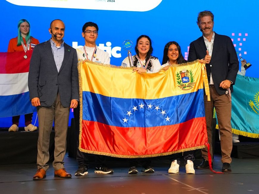    Equipo zuliano "Robotic Dreamers" a la Olimpiada Mundial de Robótica en Singapur 