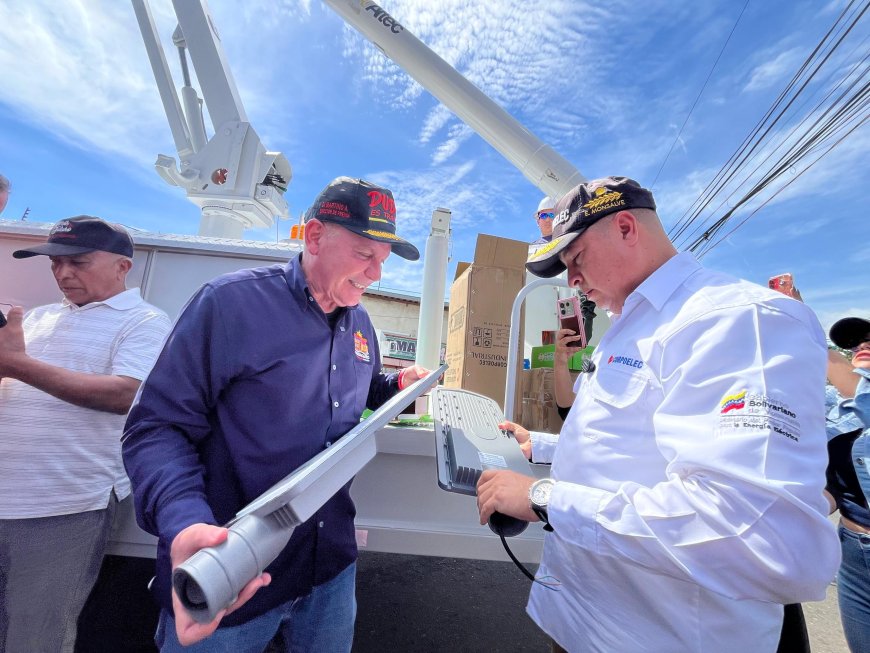 Más de 600 luminarias instaló en Maracaibo Di Martino con Corpoelec y la Gobernación