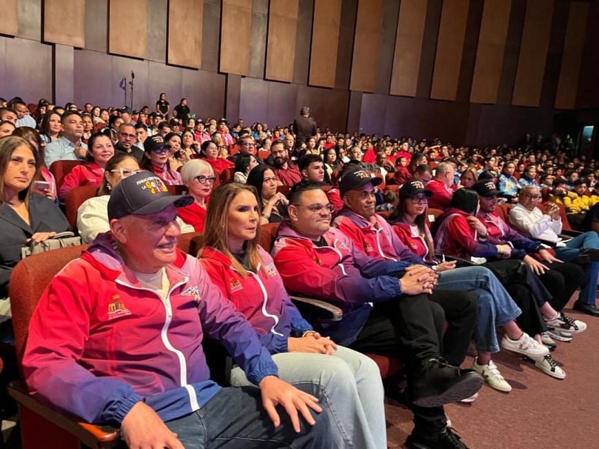 Alcalde Di Martino: "La gaita nos une en amor, alegría y tradición