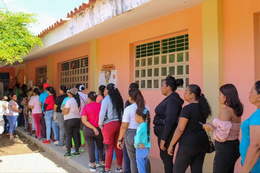Gobernador Caldera destaca participación del pueblo zuliano en Consulta Popular Nacional