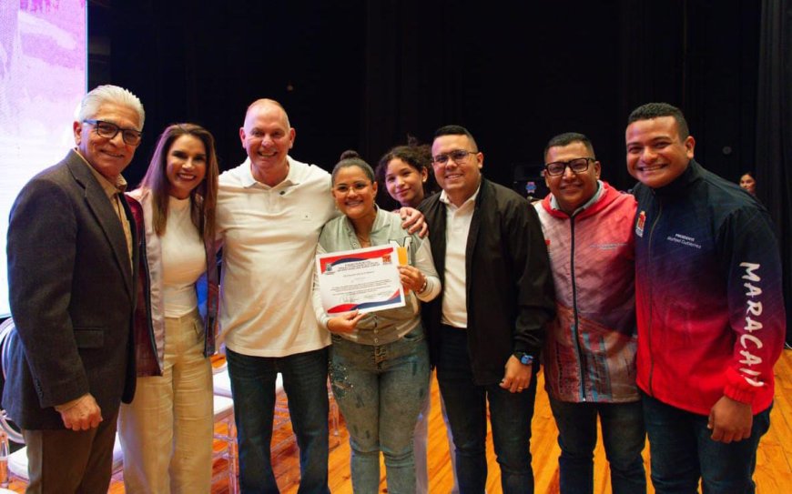 Volvieron las becas “Ana María Campos”: un impulso de verdad al estudiante marabino