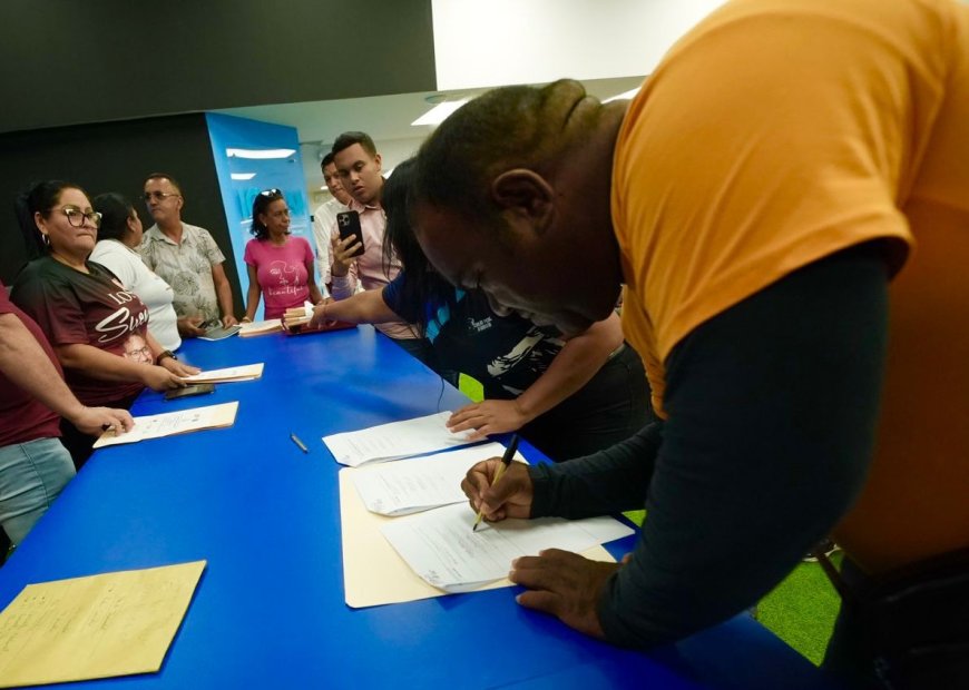 ZULIA: 140 comunas firman convenio para entrega de recursos dirigidos a proyectos 