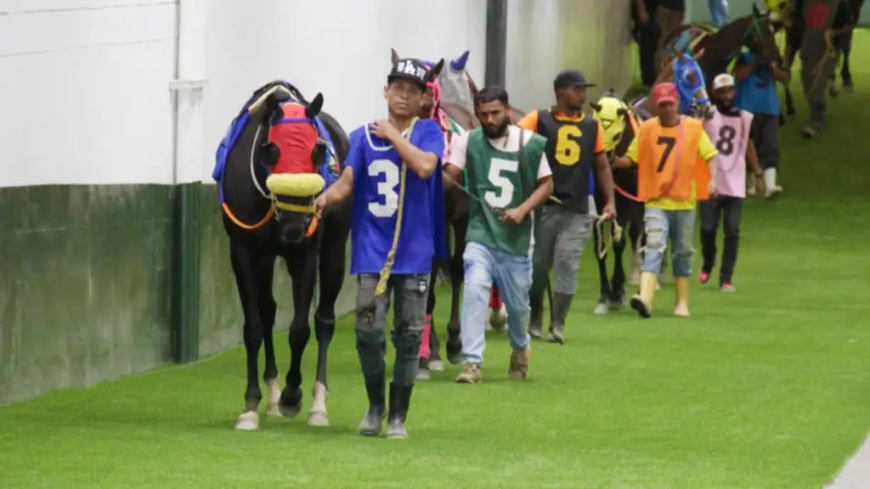 Tres jinetes con dos triunfos y un entrenador con tres, lo más destacado