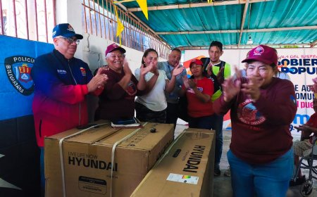 Di Martino entregó 5 toneladas de aire acondicionado a la Comuna “Las Fuerzas del Pueblo Soberano”