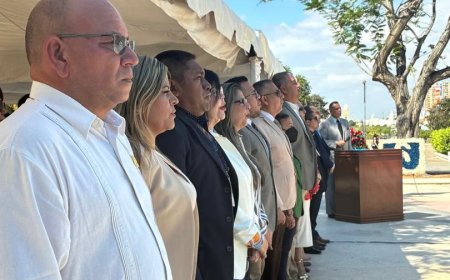 Zulia conmemoró el Día Nacional del Juez y la Jueza en la Plaza Bolívar de Maracaibo