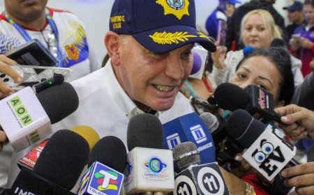 Di Martino denuncia extorsión a comerciantes formales con falsa amenaza de desalojo