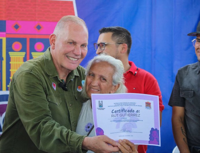 Alcalde Di Martino: “El diálogo es la única vía para la paz del país”