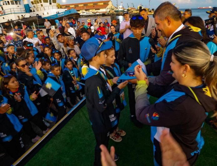 JUDENACOM 2025: Gobernador Luis Caldera abanderó delegación del Zulia