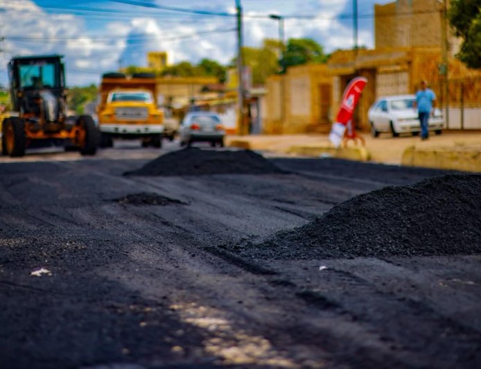 ZULIA: Gobernación asfalta tres parroquias de Maracaibo beneficiando a 35.000 habitantes