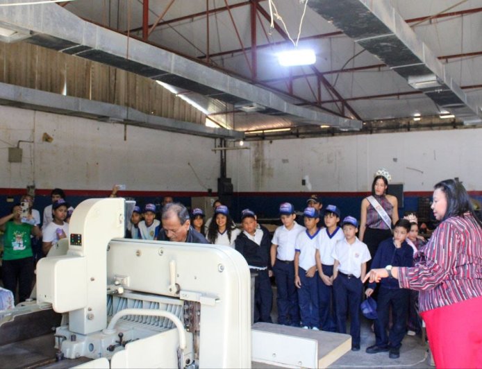 ¡Turismo va a la escuela!: El amor educativo por Maracaibo