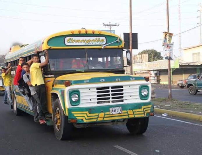 ES CON VOS CHOFER INFRACTOR: multa si cobras de más e irrespetas al usuario