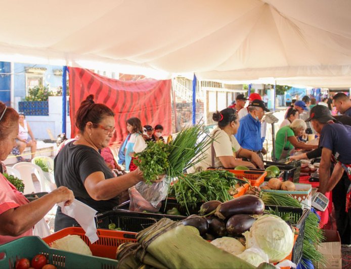 ¡En el día de su patrona!: Santa Lucía recibió una gran jornada integral de la Alcaldía de Maracaibo