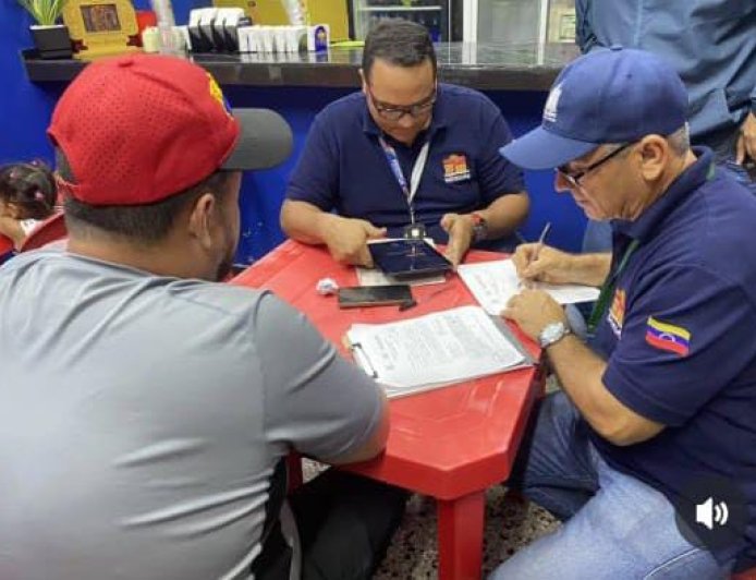 MARACAIBO: Hay más de 7 mil comercios que no están a derecho y el Sedemat los tiene "pillaos"