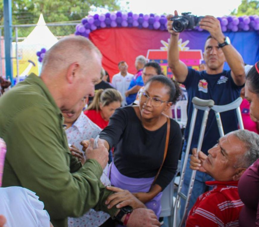 MARACAIBO: A través de la VenApp, Alcaldía resuelve ayudas humanitarias