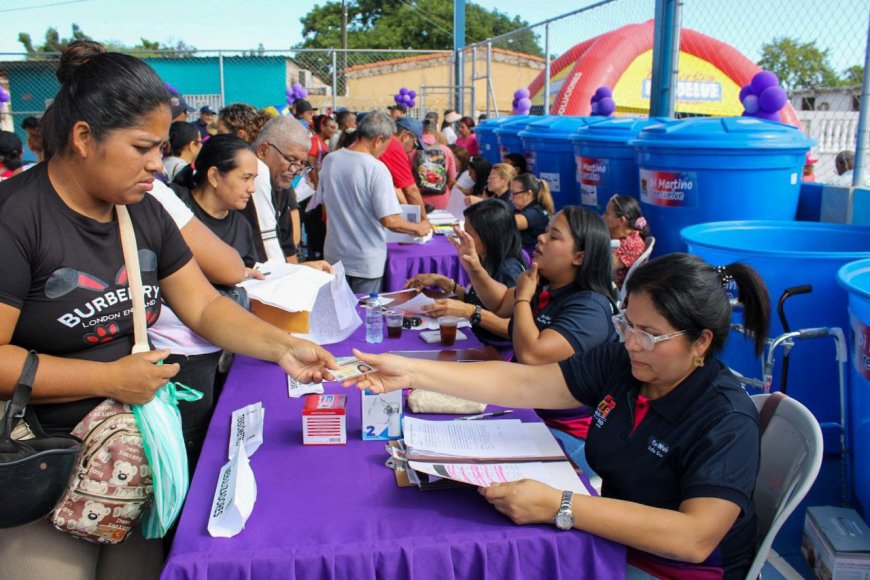  Ana Clara de Di Martino: "Alcaldía reivindica y dignifica a la mujer marabina con Puntos Violeta y capacitación"