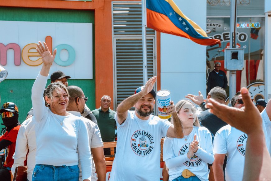 Alcalde Héctor Soto y primera dama Hillary Soto en Potazo de Fundanica Zulia