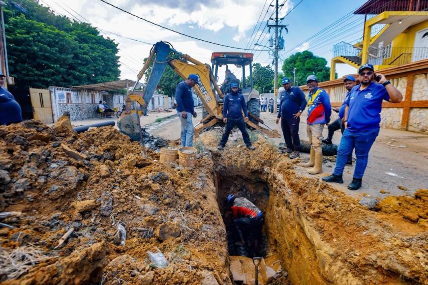 Plan Rector de Aguas Servidas sustituye colector en Caracciolo Parra Pérez