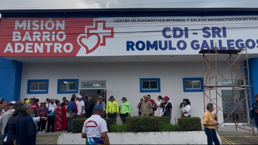 Gira de trabajo en Sucre del gobernador Caldera incluyó salud, asfaltado y educación