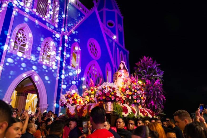 Ana Clara de Di Martino: “Que Santa Lucía nos ilumine para seguir consolidando nuestra ciudad”