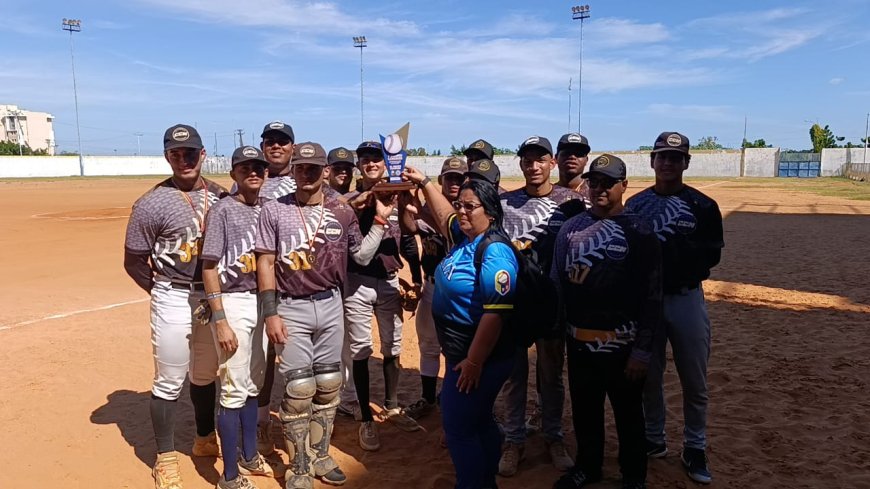 LIGA ADULTOS LIBEMEZ: C.C Academy y Billy Bean cierran el año con empate