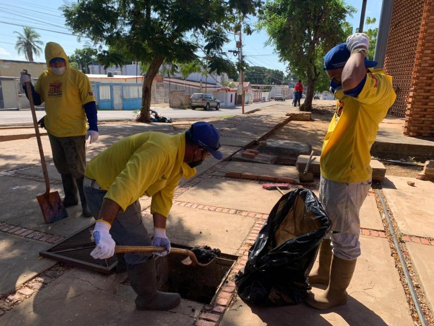 ¡Full salubridad!: Alcaldía entra invicto y limpia los mercados municipales de Maracaibo