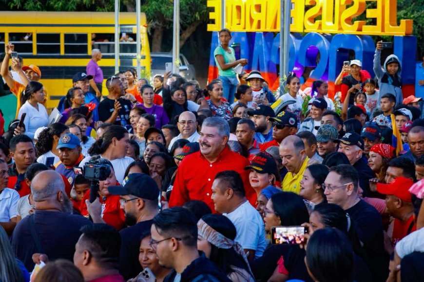 Gobernador Luis Caldera entregó rehabilitado corredor vial Jacob de Jesús Enrique Lossada