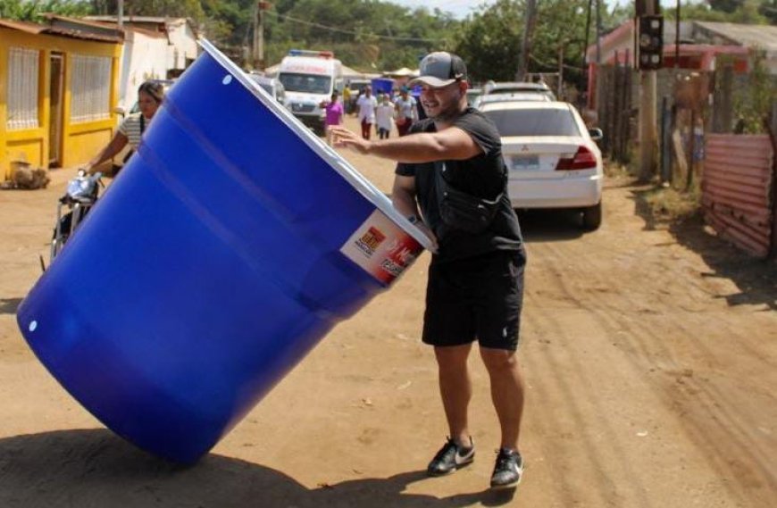 Di Martino sobre ataques de Trump: Es un desquiciado; el mismo Congreso norteamericano lo va a inhabilitar