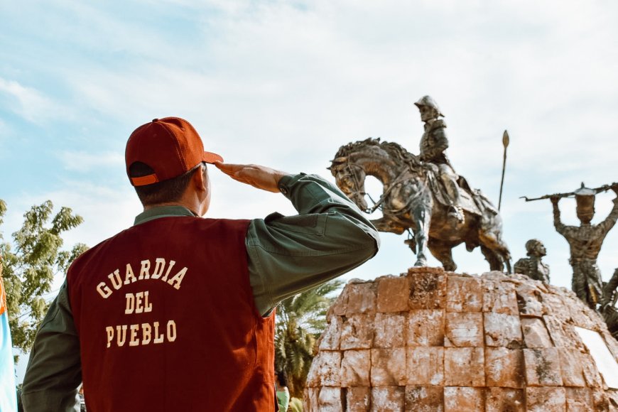 SAN FRANCISCO: Autoridades rindieron homenaje al Libertador Simón Bolívar a 195 años de su siembra