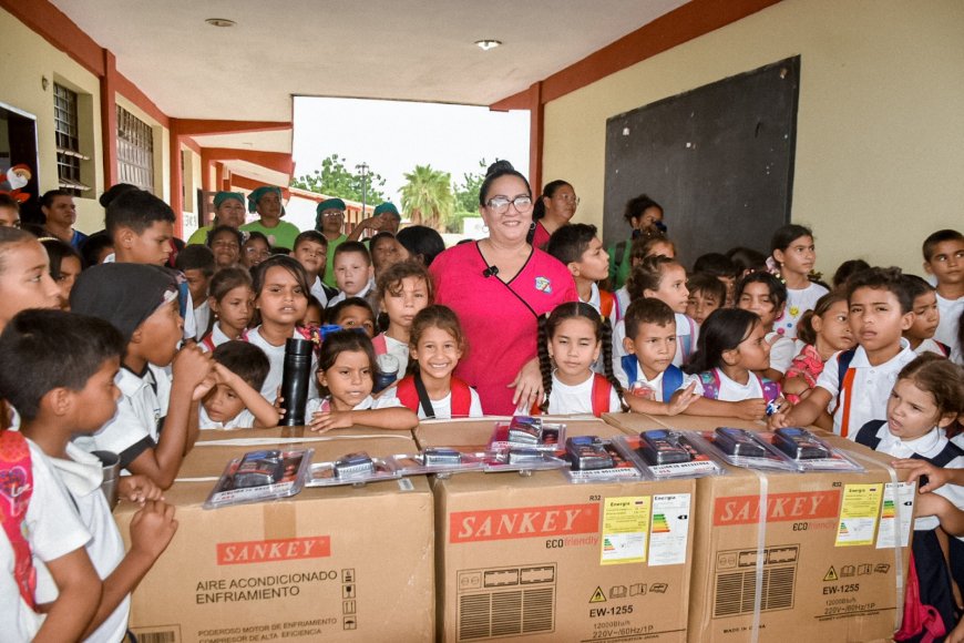 SAN FRANCISCO: Gobierno Bolivariano brinda soluciones habitacionales y recupera infraestructura