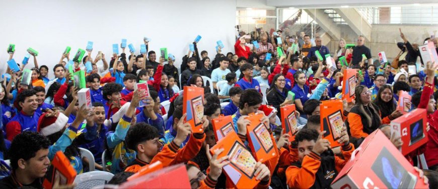 Premiados Ganadores y clasificados infantiles de "Maracaibo elige la gaita del año"