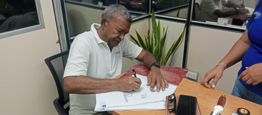 Alcaldía de Maracaibo entregó de títulos de propiedad tras 15 años de espera