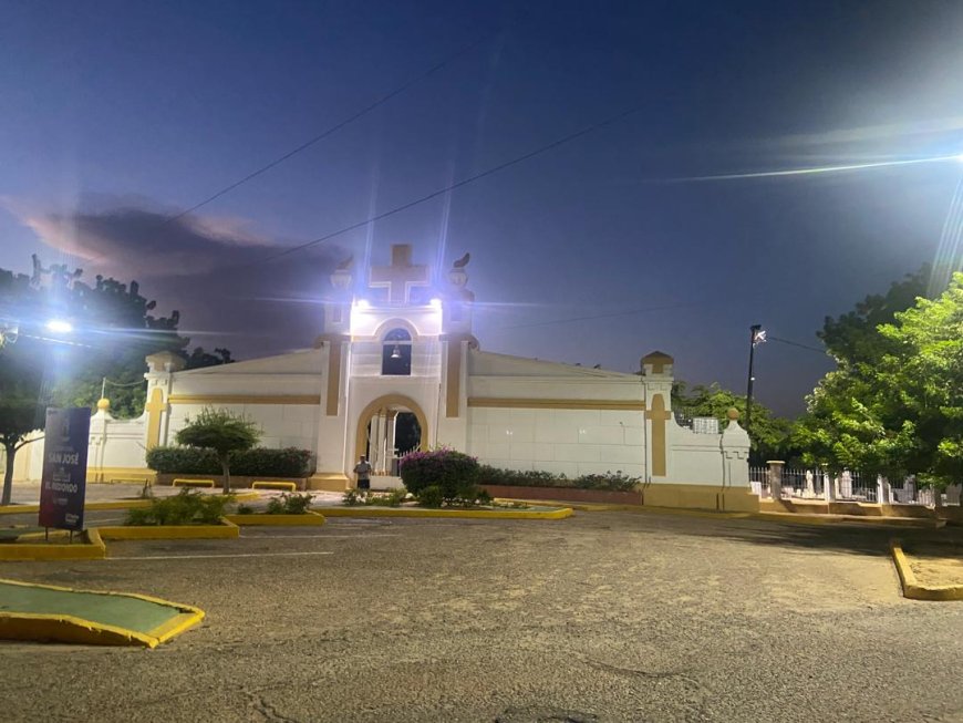 MARACAIBO: La Alcaldía iluminó el Cementerio San José