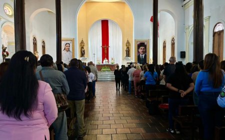 Zulia enaltece la labor docente con actos solemnes por el Día del Maestro