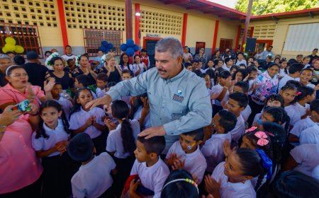 CABIMAS: Luis Caldera y Comuna El Sueño de Chávez entregaron aulas rehabilitadas para 390 niños