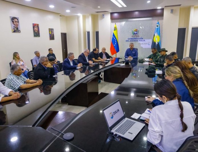 Gobernador Caldera junto a la Fanb garantiza la paz y la actividad económica en el Zulia