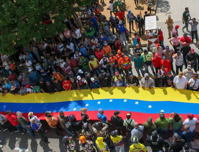 Pueblo zuliano se moviliza y exige la liberación del presidente Nicolás Maduro