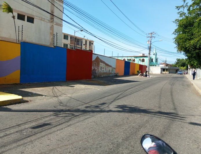 ¡De vertedero a mural!: Maracaibo transforma espacios de Residencias El Portón