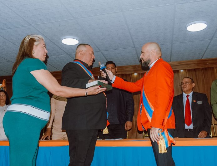 Lerry Pérez, nuevo presidente: Instalada Junta Directiva del Concejo Municipal de San Francisco