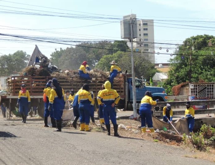 ¡Trabajo constante! IMA despeja la Cañada Lara de 150 toneladas de desechos