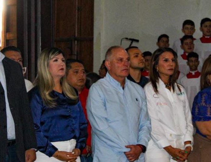 Alcalde Di Martino: “Al patrono le pedimos fortaleza para consolidar una patria de paz”