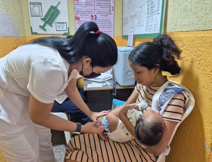 IMSASUR activa jornadas de vacunación contra la hepatitis B en San Francisco