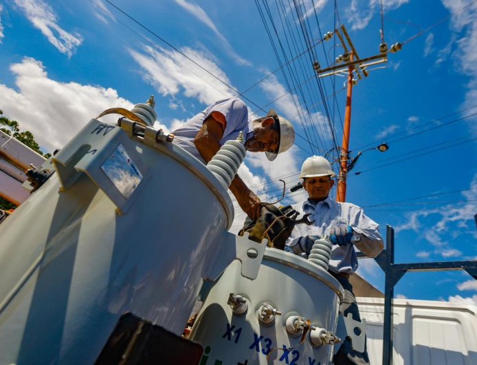 ZULIA: Plan de estabilidad del sistema eléctrico entregó 152 transformadores de distribución