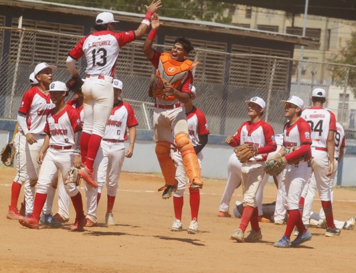 PEQUEÑAS LIGAS: Coquivacoa eliminó a San Francisco y va a la final senior