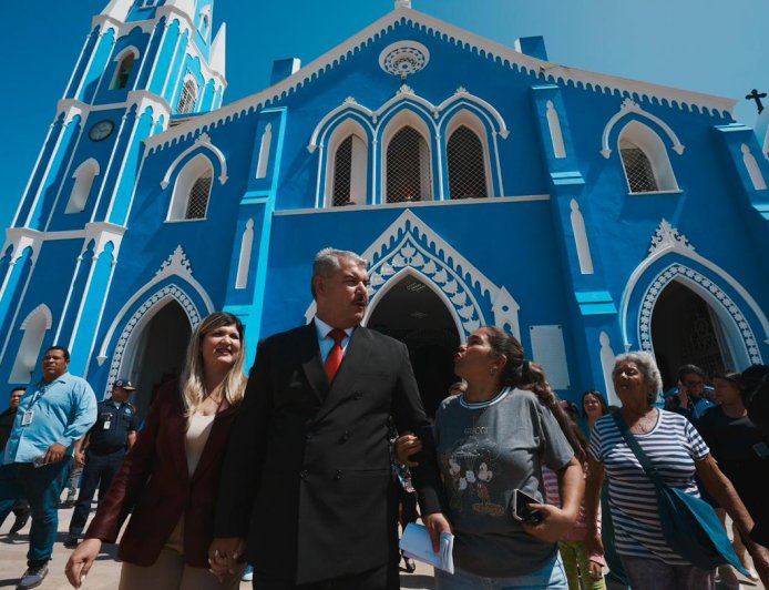 Gobernador Caldera celebró junto al pueblo Día de la Zulianidad con entrega de reconocimientos y obras