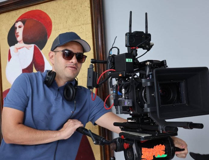 Un Viaje de Película, de Carlos Daniel Alvarado, nominada a Mejor Dirección