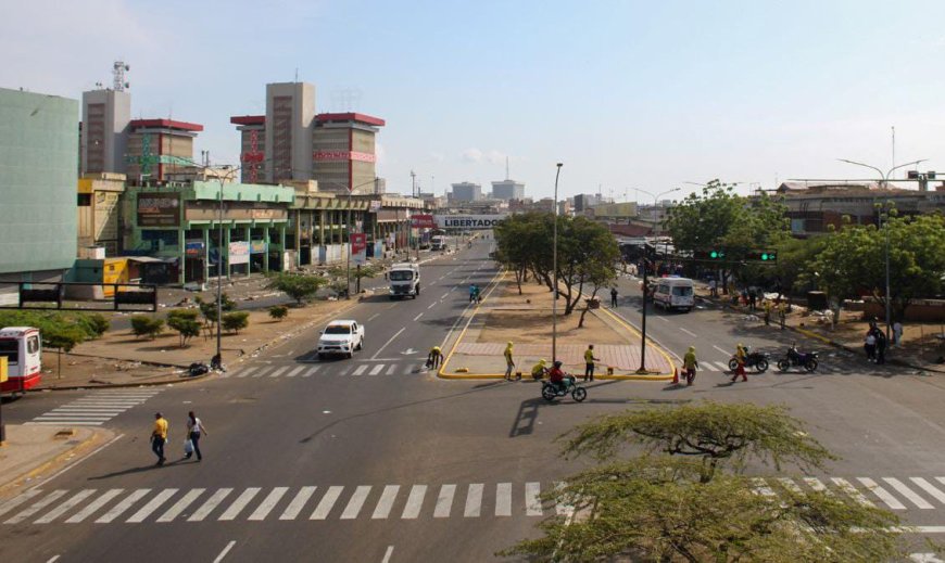 EL CASCO CENTRAL RELUCIENTE: Di Martino lo liberó de 3 mil toneladas de desechos